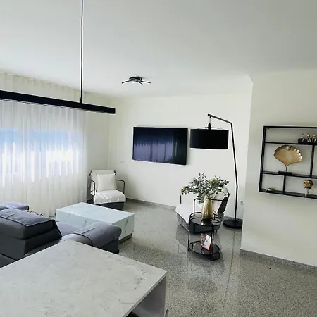 Luxury With Sea Views Private Parking And Terrace Apartment *