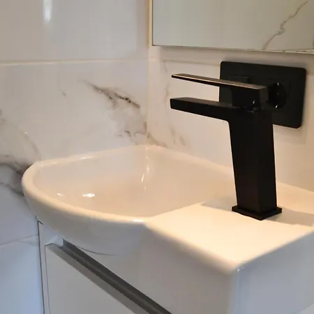 Luxury With Sea Views Private Parking And Terrace Apartmán *